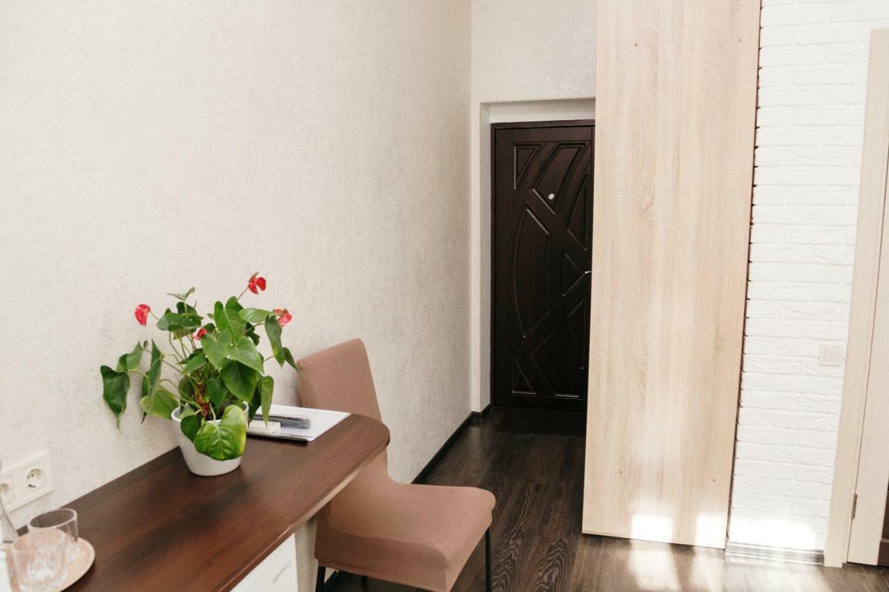 Mini Otel Cozy Patio Odesa Exterior foto